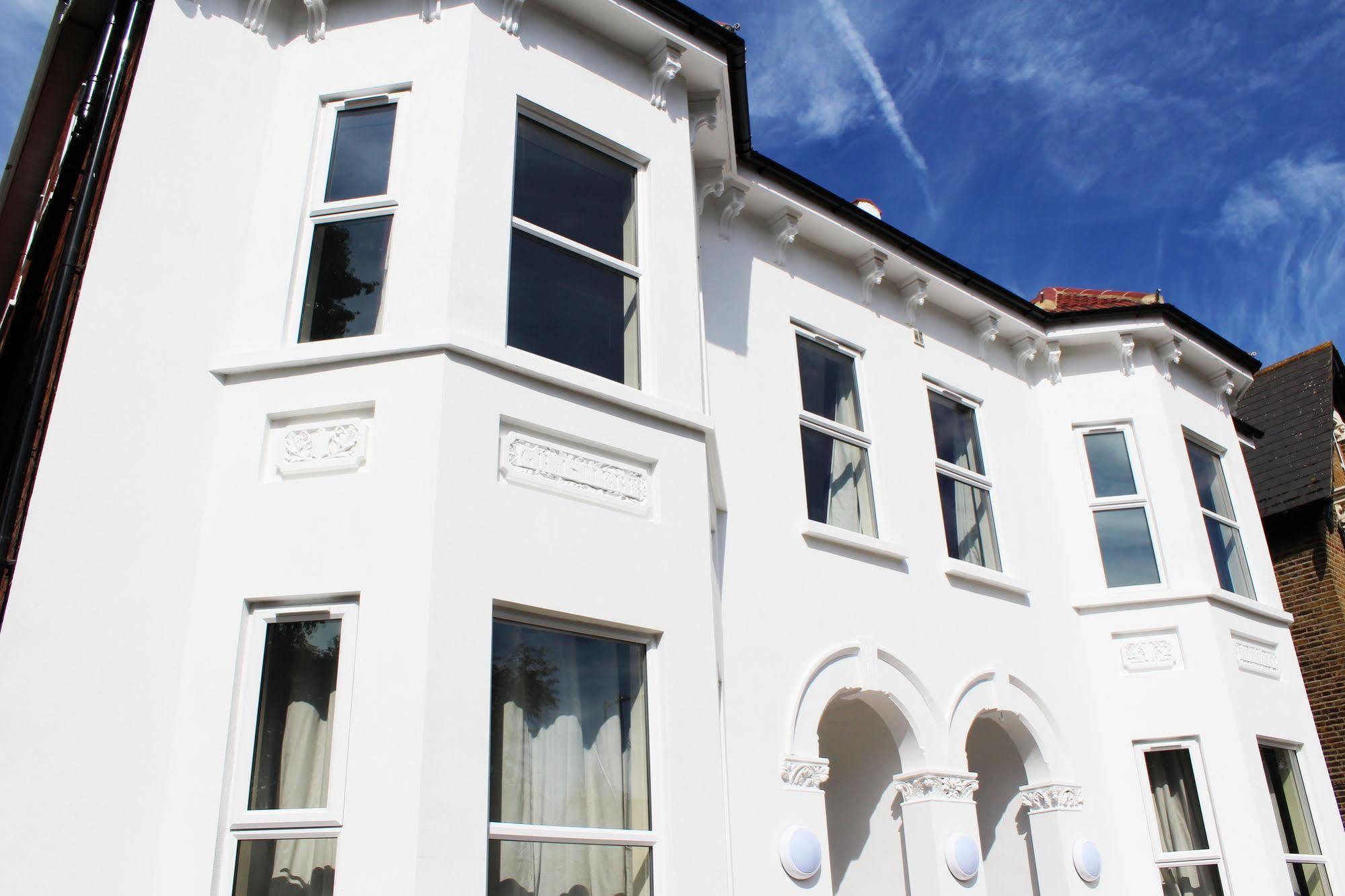 Flexistay Addiscombe Aparthotel Croydon Exterior photo